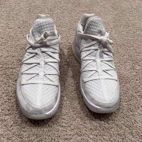 Nike Air LeBron XVII 17 low basketball shoes white platinum camo camouflage 12.5 - Picture 3 of 5